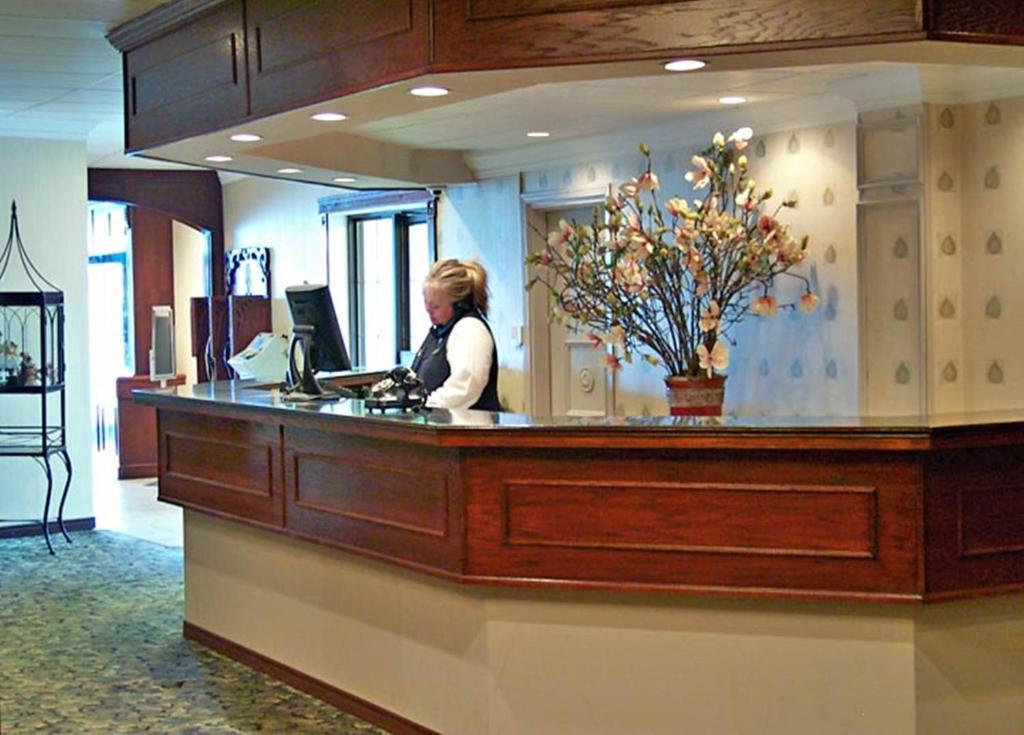 Ambassador Hotel Sudbury Eksteriør billede