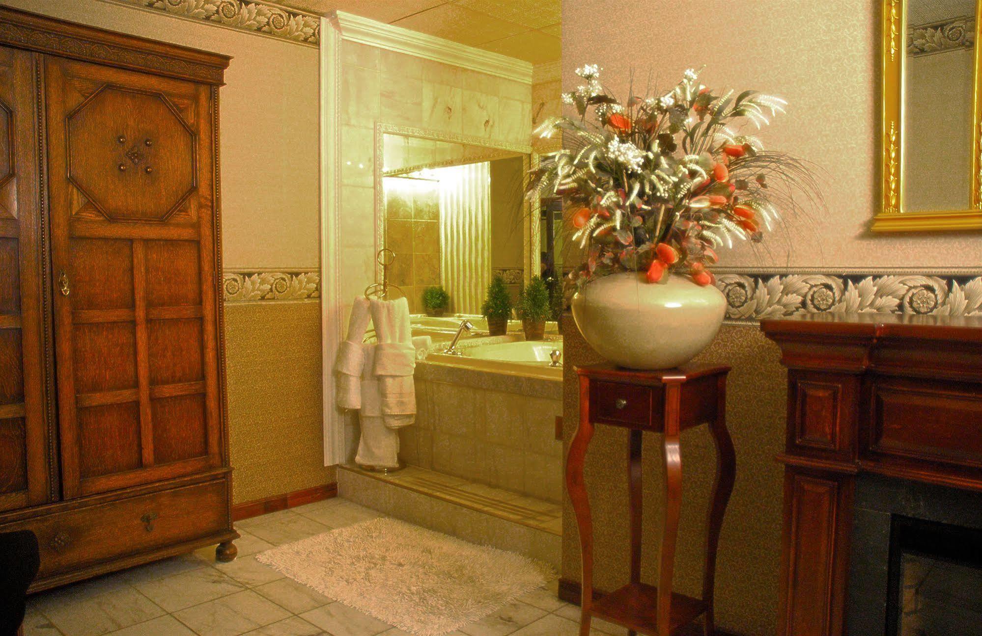 Ambassador Hotel Sudbury Eksteriør billede